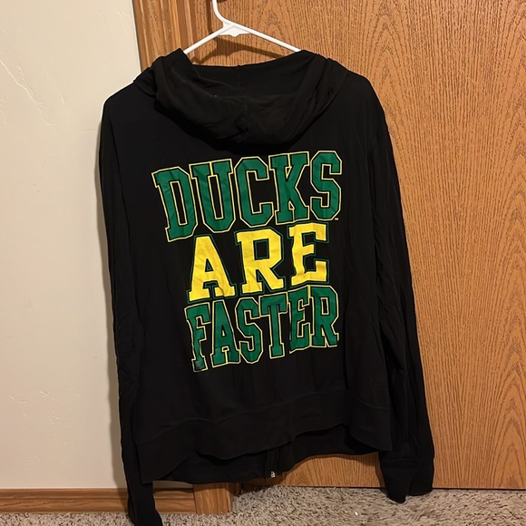 Oregon ducks zip up - Picture 2 of 2